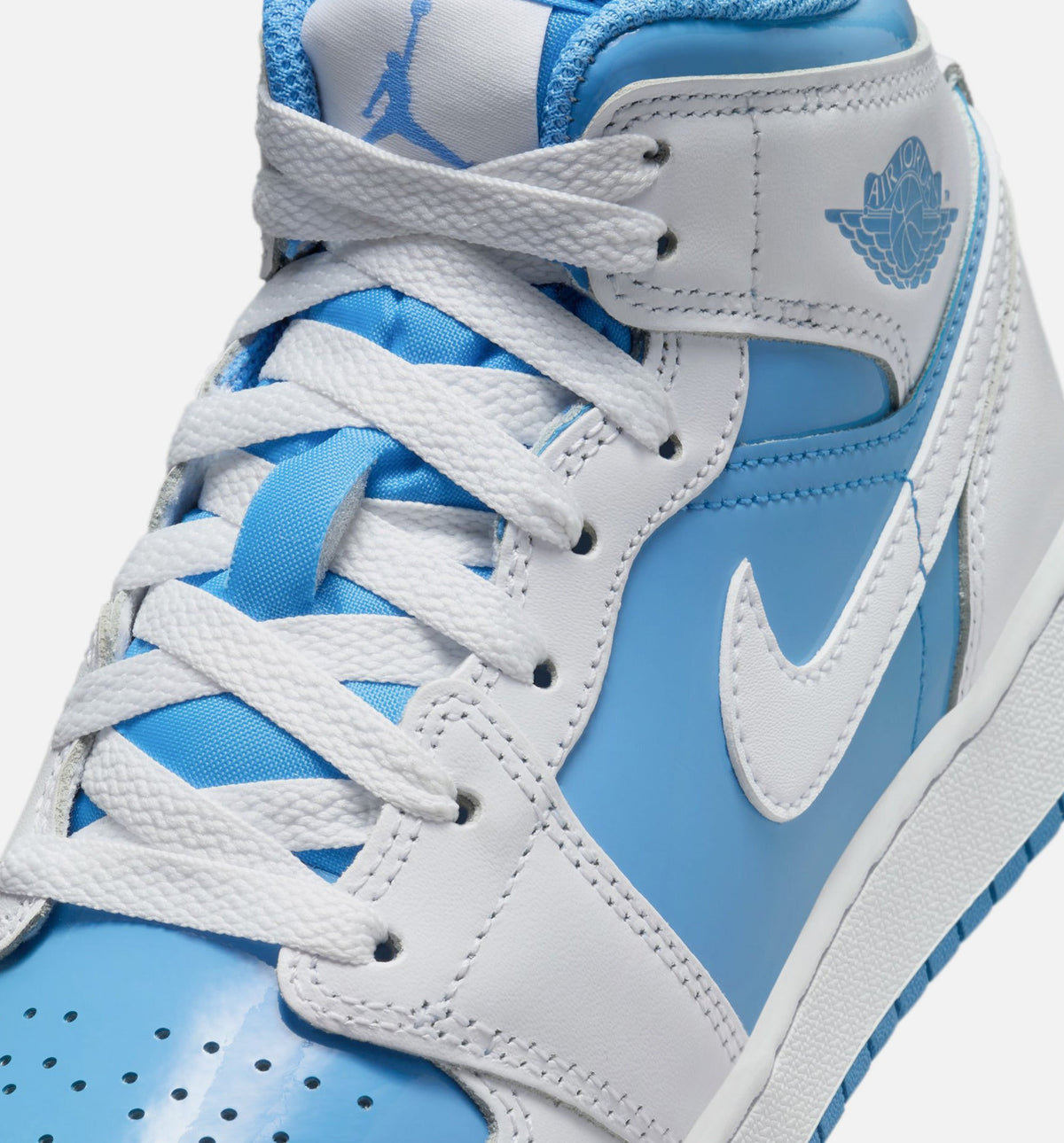 Air Jordan 1 Mid Grade School Shoes - White/Legend Blue