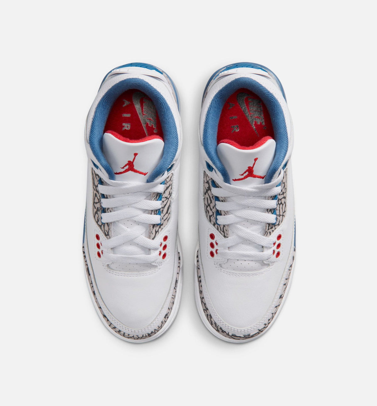 Air Jordan 3 Retro OG True Blue Grade School Shoes - White/Fire Red/True Blue